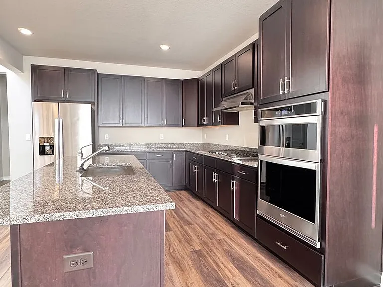 5043 Oakley Dr — Photo 6