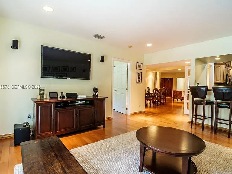 1237 Aduana Ave — Photo 11