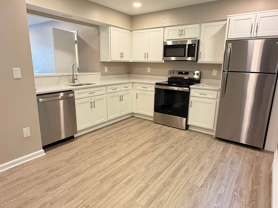 1st image of 388 Perkins Ave Unit 2-6