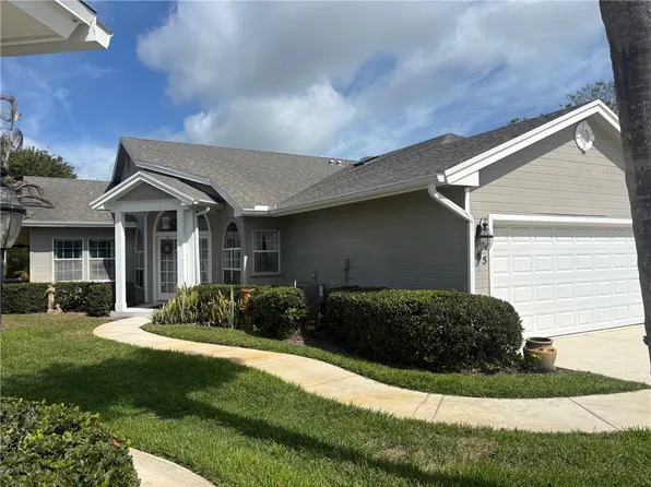 585 W Pointe Ct SW, Vero Beach, FL 32962