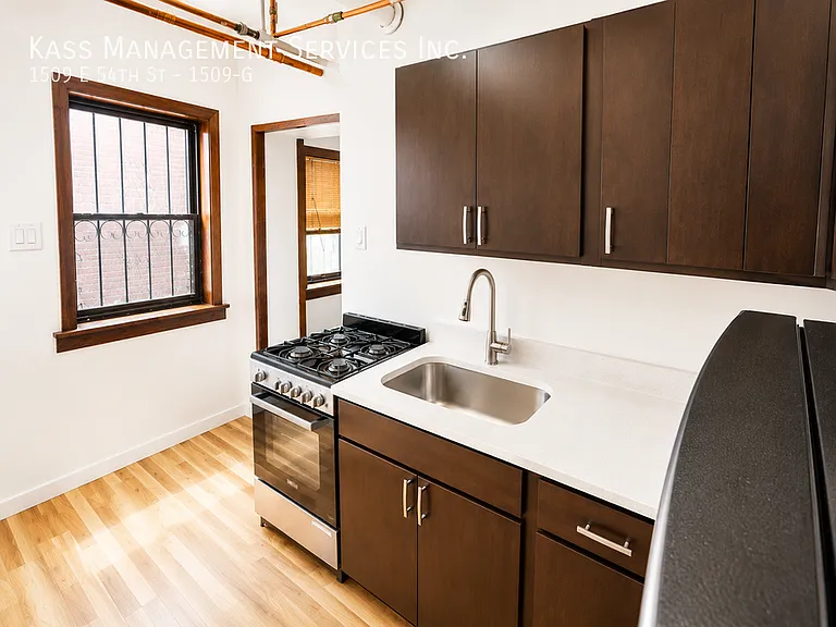 1509 E 54th St #G — Photo 2