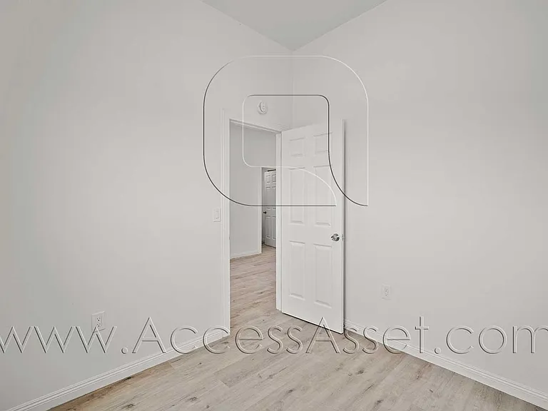 25369 Avenida Ramada #2 — Photo 4