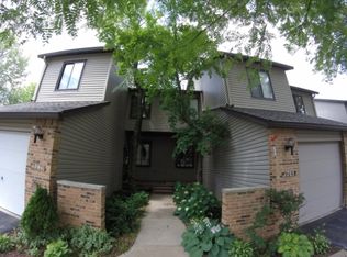1701 Pineberry Ct, Saint Louis, MO 63146