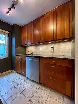 Sold by Pergolotti Realty | media 12