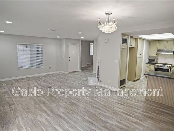 4th image of 25242 Steinbeck Ave Unit C