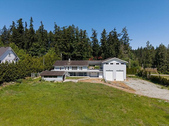 2nd image of 1219 Maple Rd