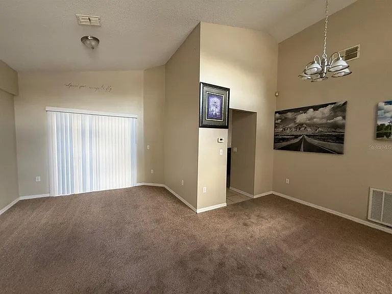 519 Thousand Oaks Blvd — Photo 5
