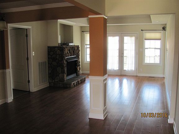 2nd image of 3553 Southwood Dr