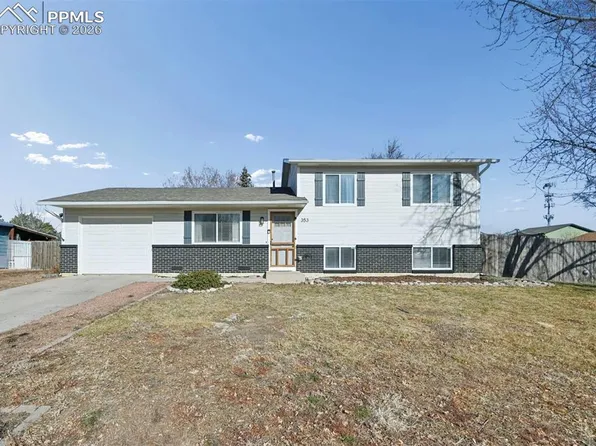 353 Cumming Ave, Fountain, CO 80817