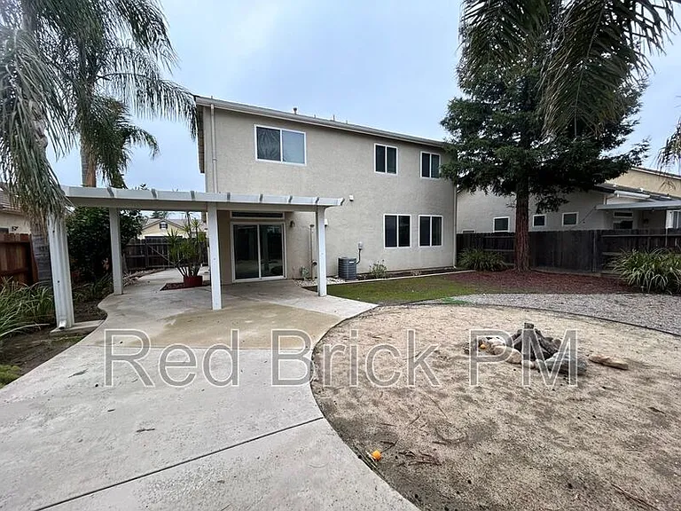 456 Azalea Ct — Photo 10