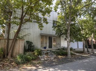 5303 Floyd St, Houston, TX 77007