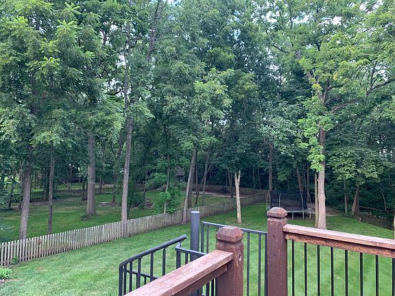 3rd image of 1229 SW Creekside Dr