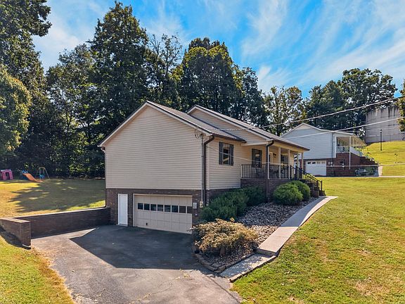 2nd image of 761 Pritchard Dr