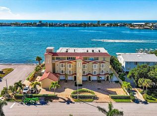 330 8th Ave N APT 5, Tierra Verde, FL 33715