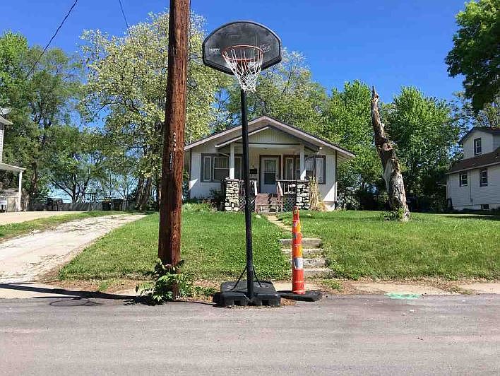 1st image of 408 W Sea Ave