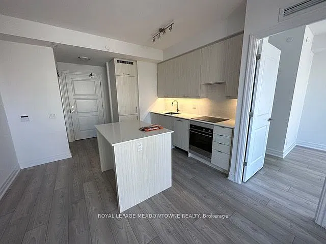 2 bed, $2,750 — Photo 4