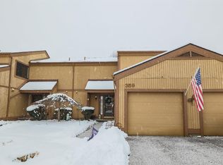 359 Walnut Ln, Mason, OH