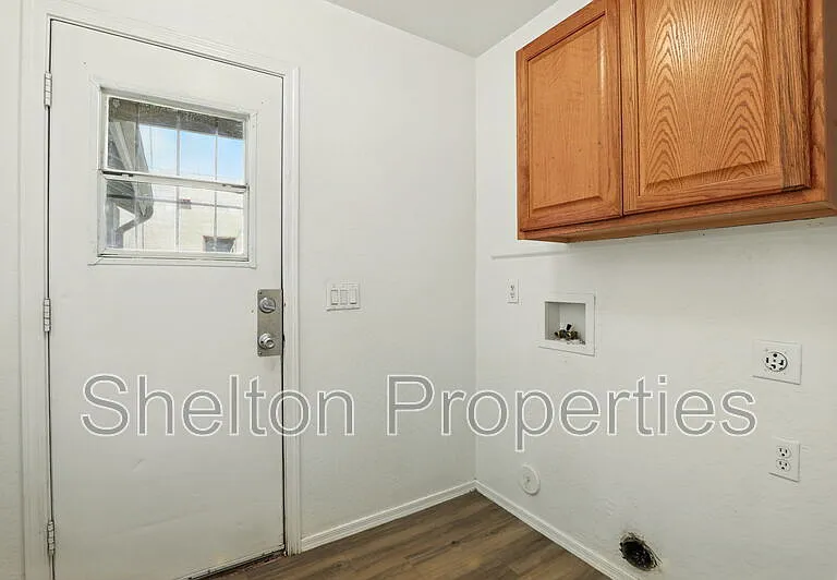 345 N 15th St — Photo 18