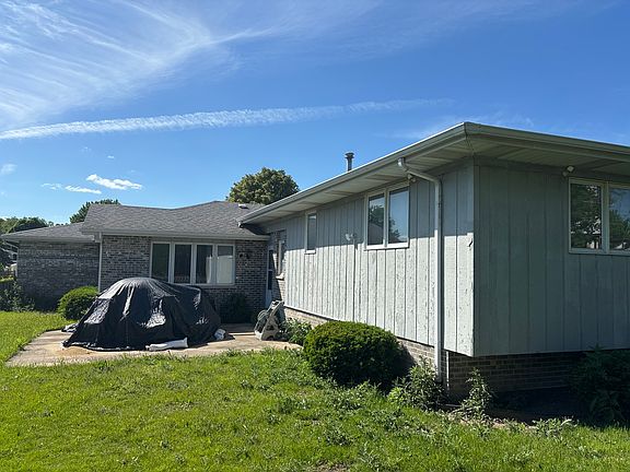 3rd image of 16537 Spangler Rd