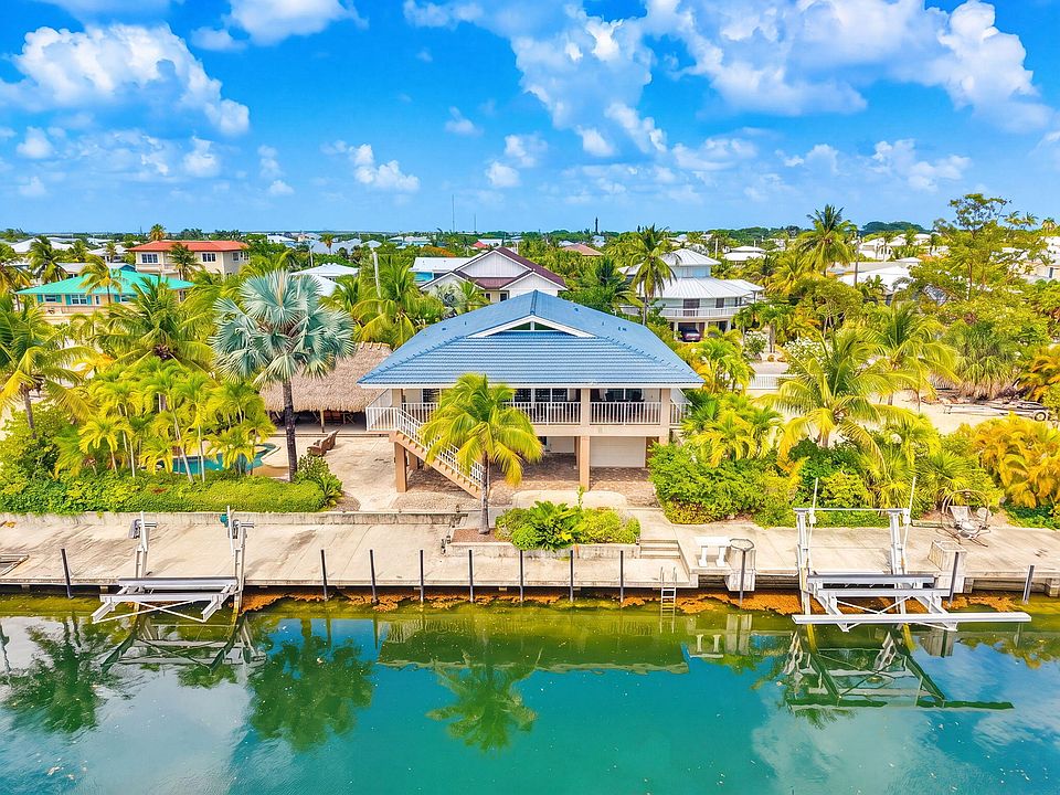 1st image of 1044 Lagoon Dr