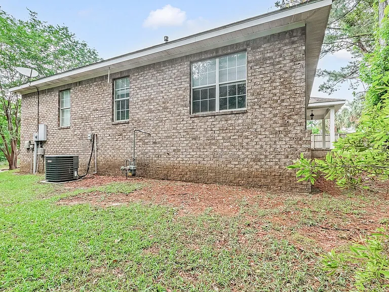8352 Preakness Ct — Photo 33