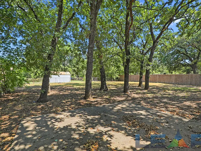 1917 Jacqueline Dr — Photo 21