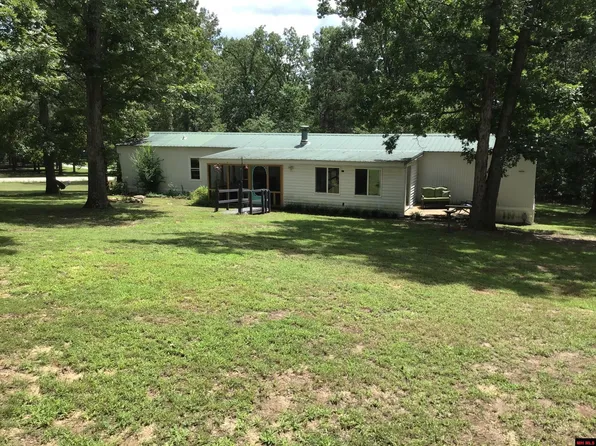 413 Schwartz Rd, Salesville, AR 72653