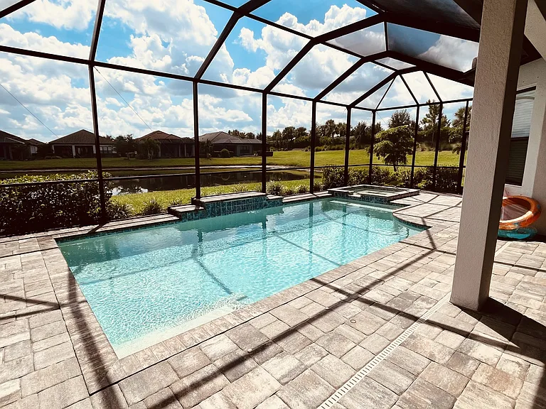 4733 Cassio Ct — Photo 30