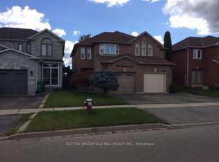 3926 Beechnut Row, Mississauga, ON L5N6X3