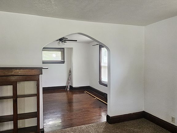 4th image of 106 N Osborn Ave