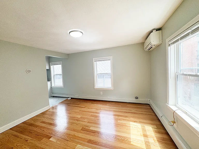 7 Sumner Pl #2 — Photo 9
