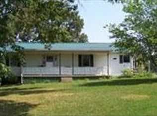 3801 Shady Grove Rd, Clarksville, TN 37043