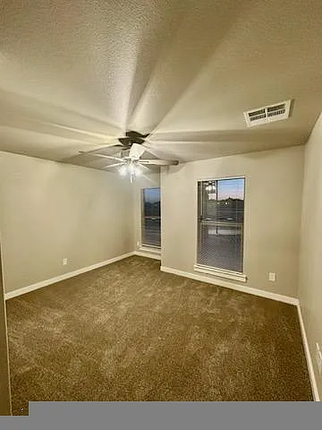 3222 Cottonwood Ave — Photo 4