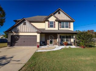 12 Isbell Rd, Fort Mitchell, AL 36856