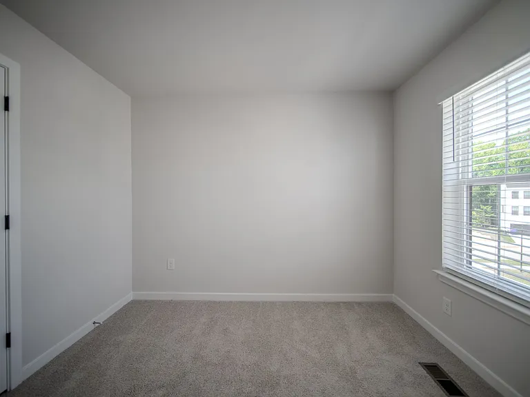 442 Whirl Ln — Photo 29