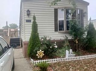 46569 Cheylade Dr, Macomb, MI 48044