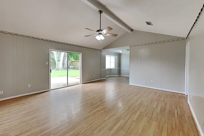 4313 Lariat Dr — Photo 3