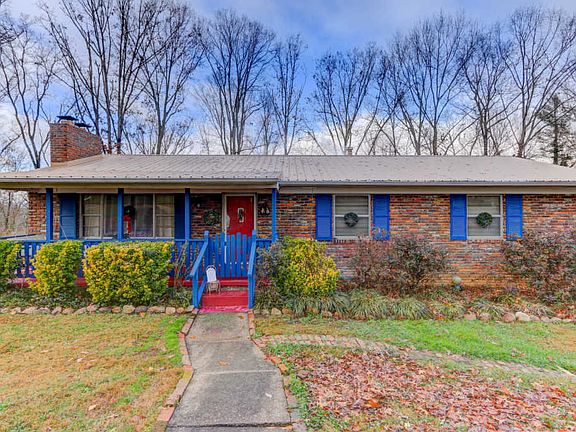 2nd image of 1713 W Forest Blvd