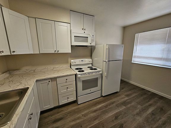 2nd image of 2205 E Cedar Ave #8