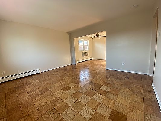1st image of 3153 Lafayette Ave #3
