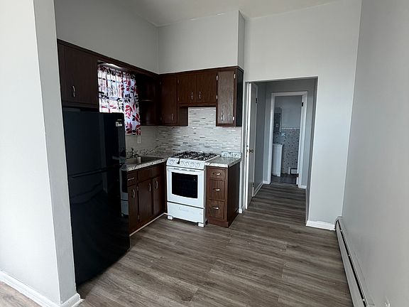 5th image of 914 Grand Ave APT 7