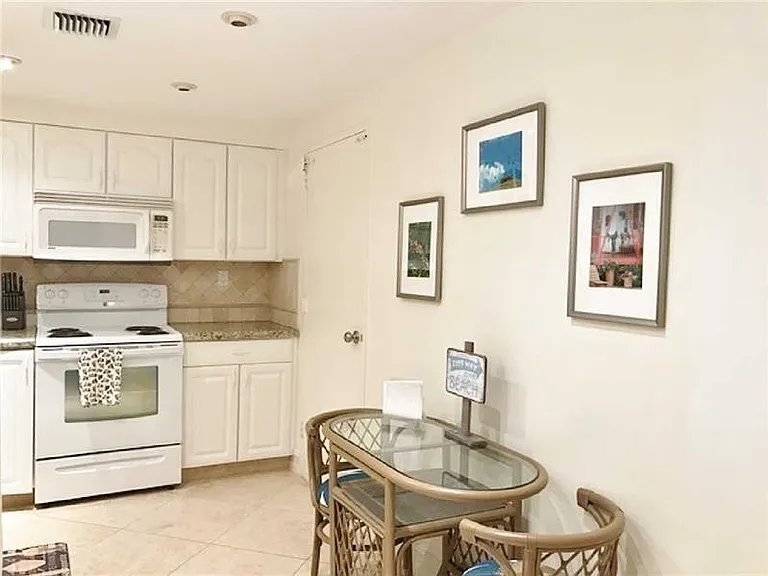 4250 Galt Ocean Dr #15A — Photo 10