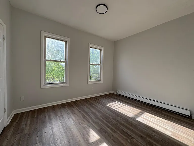 142 Johnson Ave #1 — Photo 7