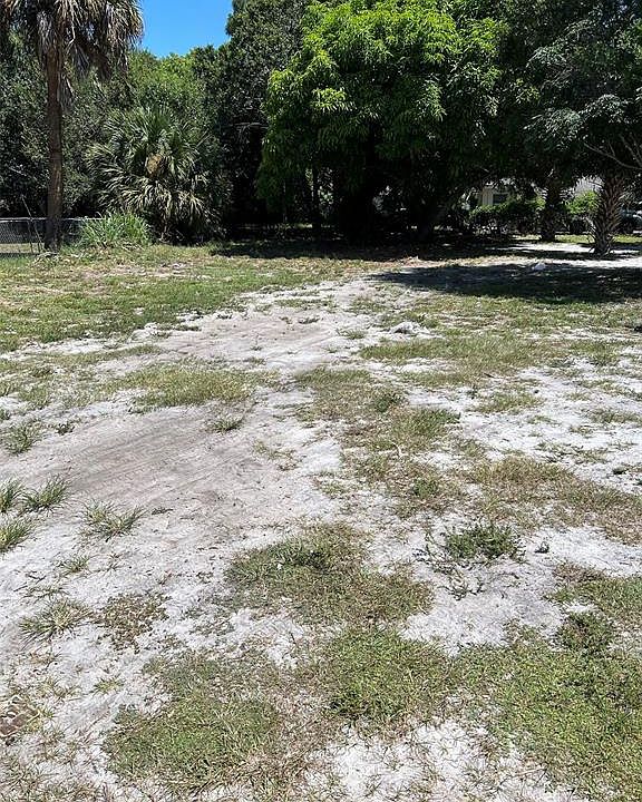 1st image of 1904 AVENUE E LOT 22