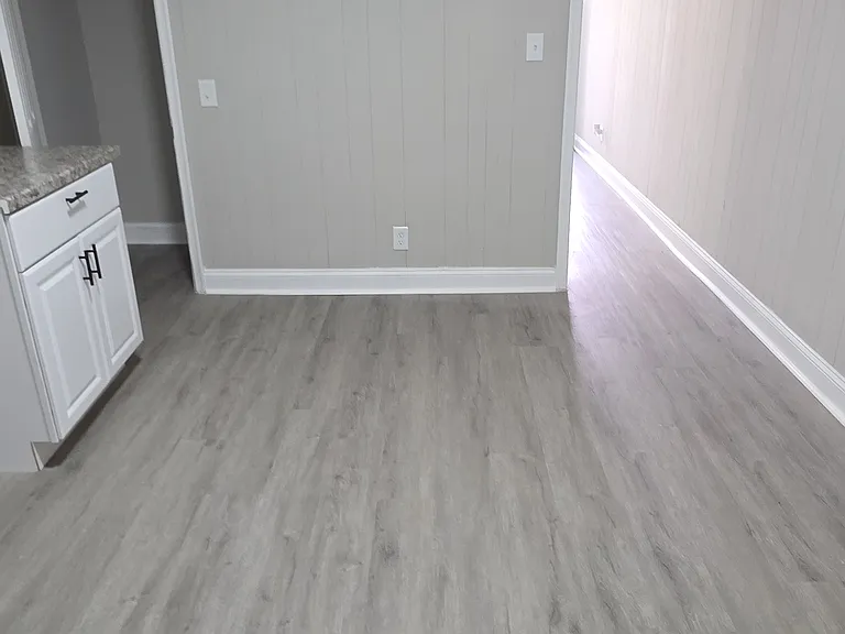 3515 E Fairmount Ave — Photo 5