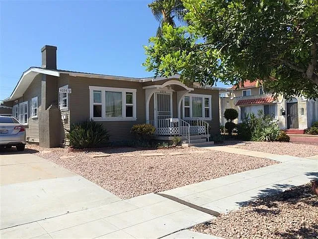 4034 Swift Ave — Photo 8
