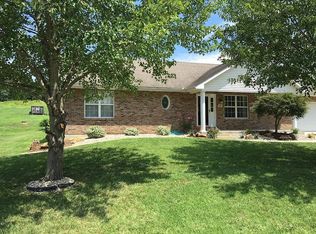 16 Ritter Rd, Columbia, IL 62236