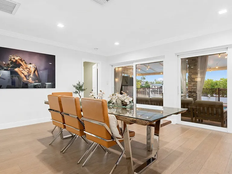 5841 Bayview Dr — Photo 23