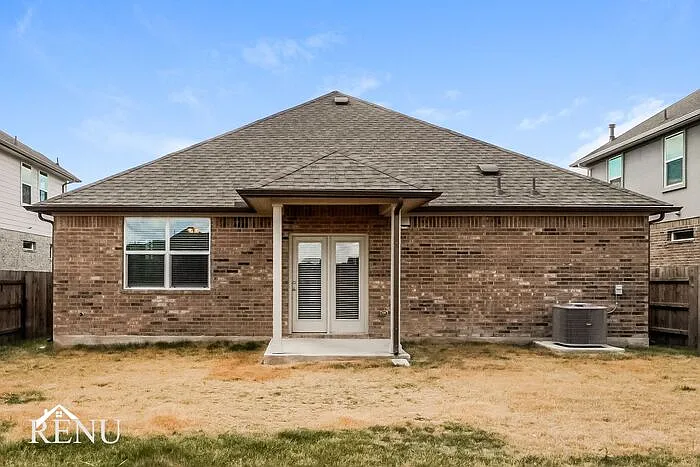 13709 McArthur Dr — Photo 15