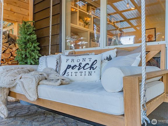 4th image of 9405 Bridge Road SE